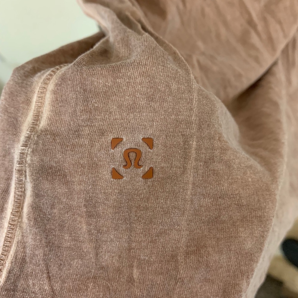 Lululemon burnt orange mens tee - Picture 2 of 2